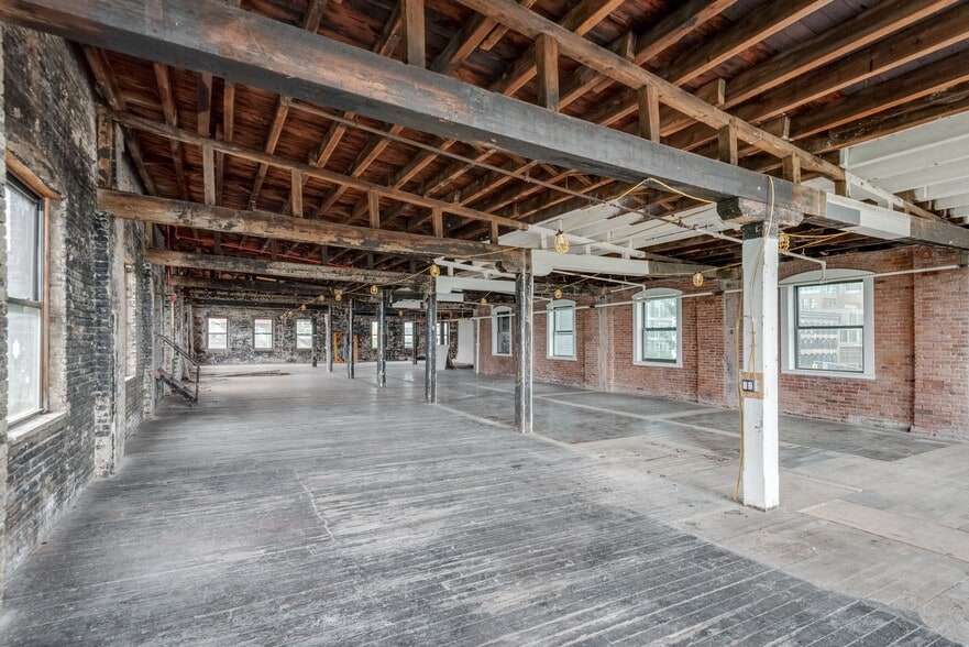 More Photos Of 110 Kent Ave, Brooklyn Warehouse For Sale