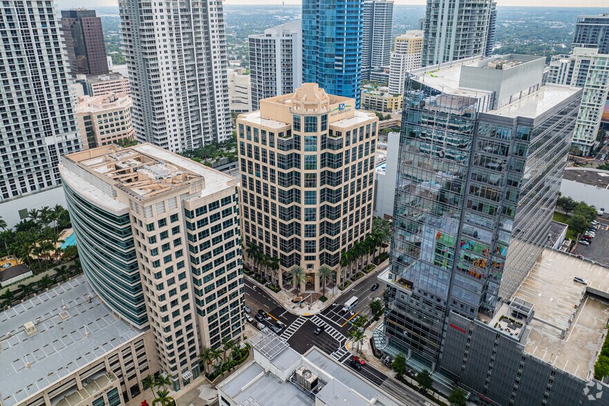 More Photos Of 200 E Las Olas Blvd, Fort Lauderdale Office For Lease