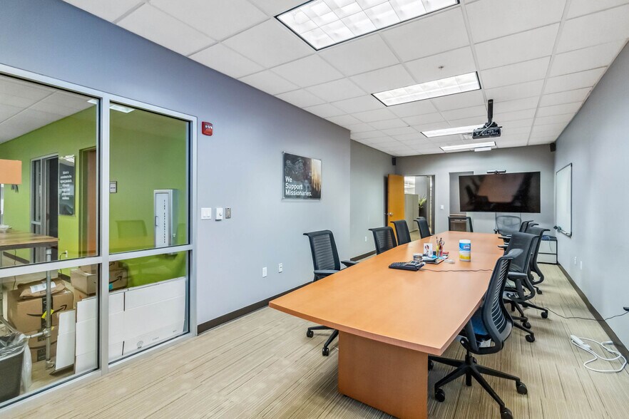 More Photos Of 11002 Lake Hart Dr, Orlando Religious Facility For Lease