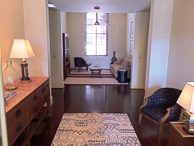 More Photos Of 2101 Mechanic St, Galveston Office For Sale