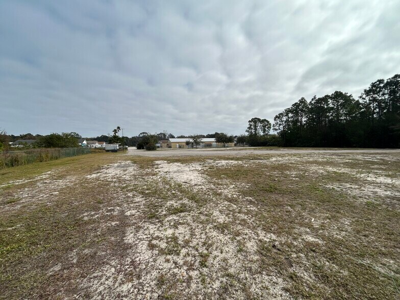 More Photos Of 1060 Cox Rd, Cocoa Warehouse For Lease