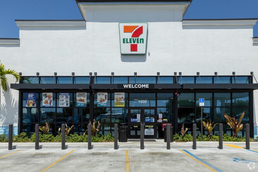 More Photos Of 1900 10th Ave N, Lake Worth Beach Convenience Store For Sale