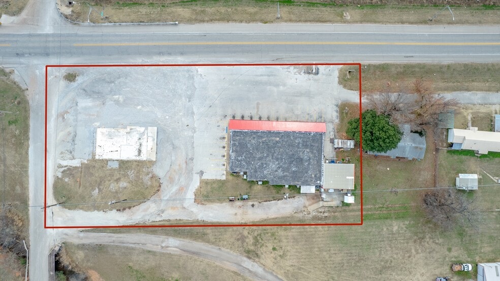 More Photos Of 1012 6th St, Maysville Supermarket For Sale