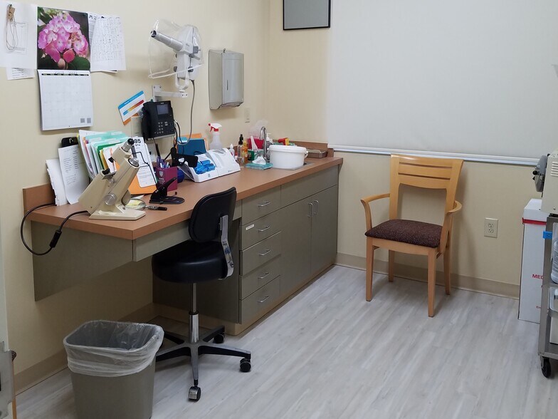 More Photos Of 415 McFarlan Rd, Kennett Square Office For Lease