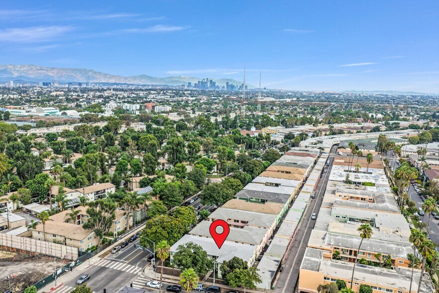 More Photos Of 4936 Coliseum St, Los Angeles Multifamily For Sale