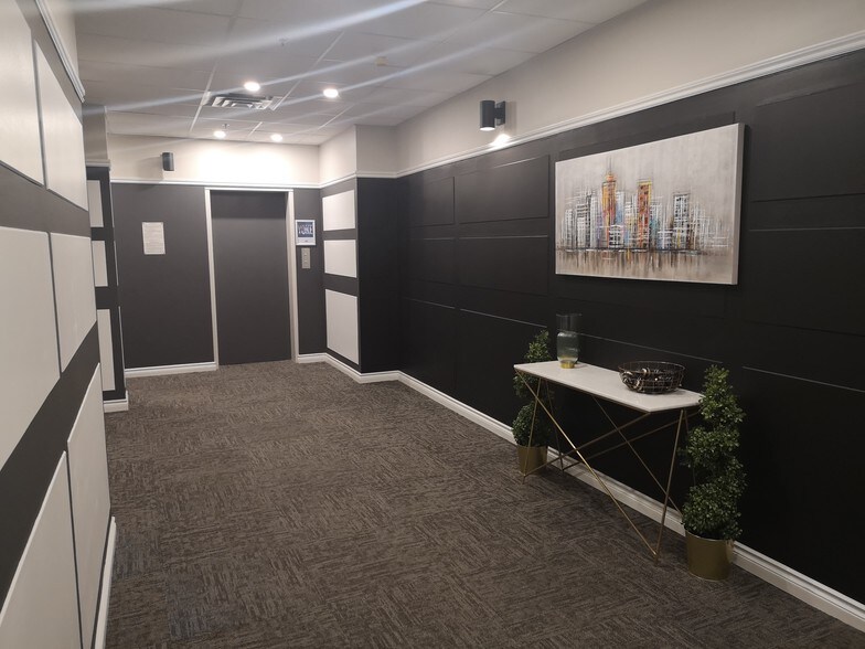 More Photos Of 180 James St S, Hamilton Office For Lease