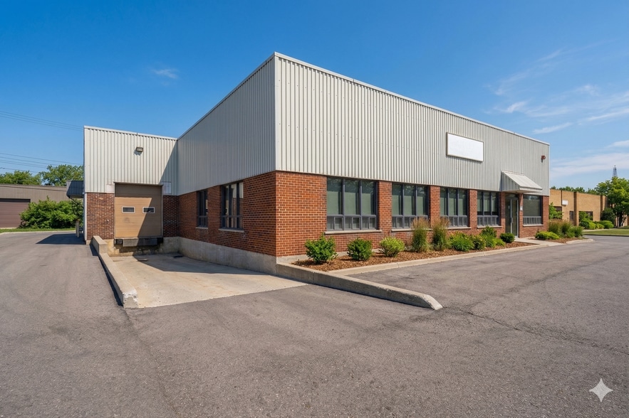 Primary Photo Of 2665 Rue De Miniac, Montréal Warehouse For Sale