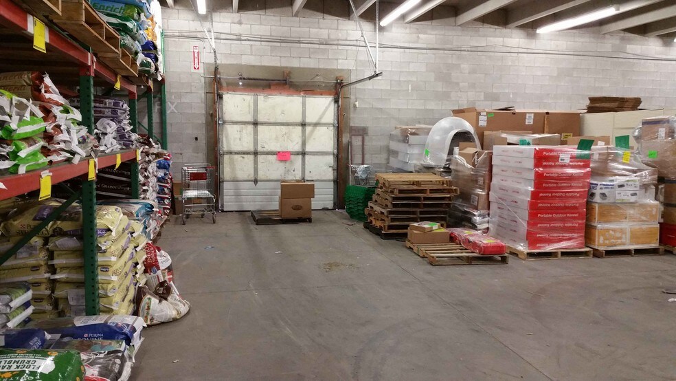 More Photos Of 665 E Anderson, Idaho Falls Light Distribution For Lease