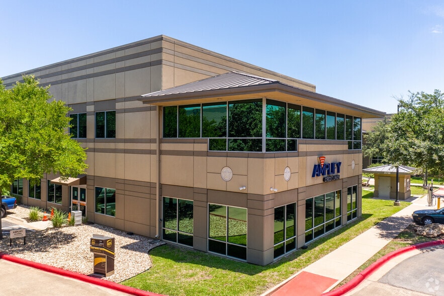 More Photos Of 3600 W Parmer Ln, Austin Office For Lease