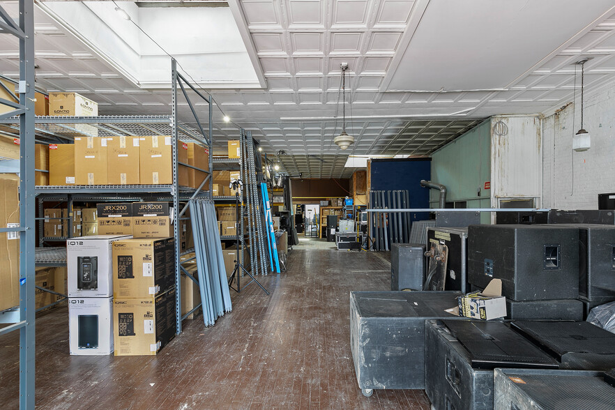 More Photos Of 310 W Broad St, Richmond Storefront For Sale