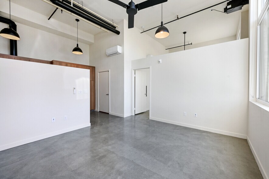 More Photos Of 611 Highland Ave, National City Apartments For Lease