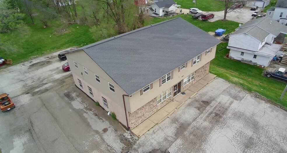 More Photos Of 5917 Plank Rd, Peoria Multifamily For Sale