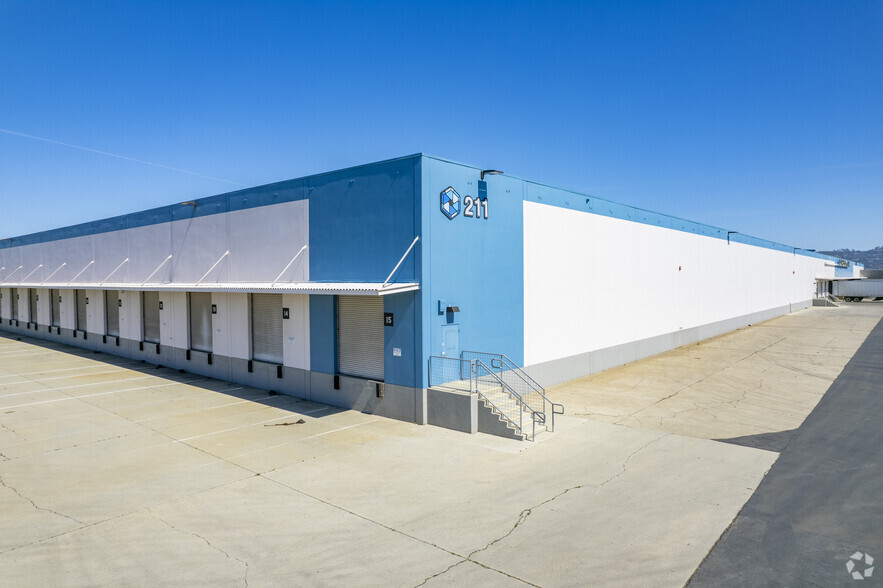 Primary Photo Of 211-213 W Cutting Blvd, Richmond Warehouse For Lease