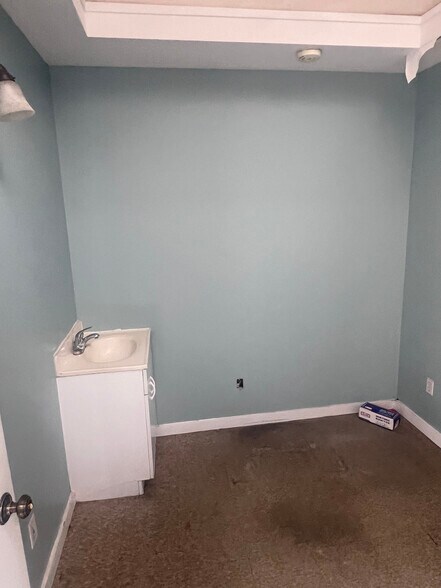 More Photos Of 915 Bryant St, San Francisco Flex For Lease