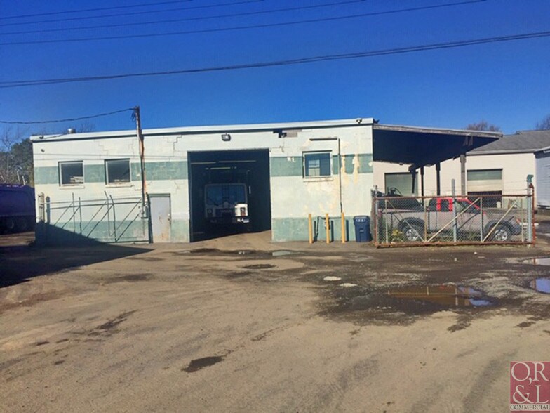 Primary Photo Of 662-678 Coe Ave, East Haven Unknown For Lease