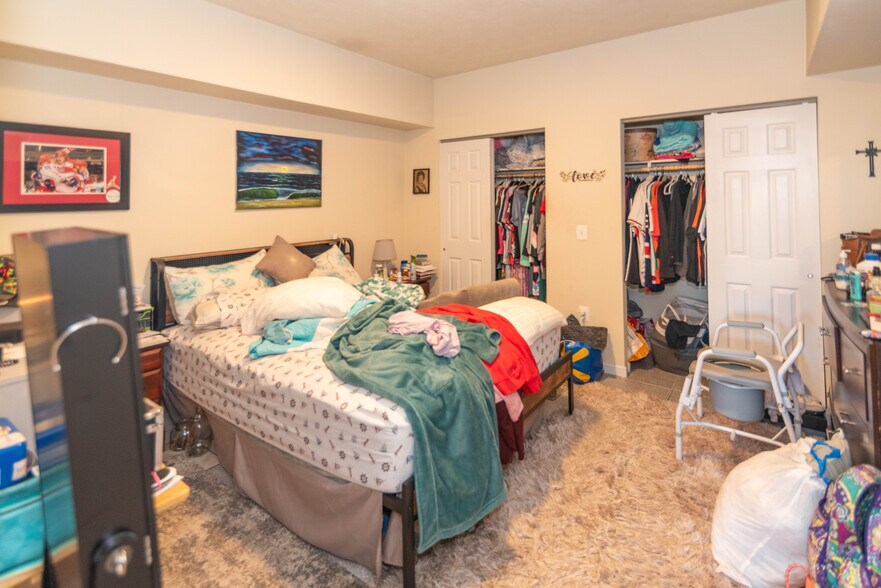 More Photos Of , Arbutus Multifamily For Sale