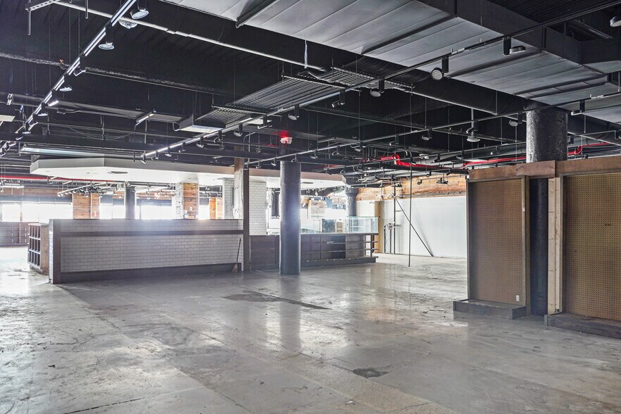 More Photos Of 360 Furman St, Brooklyn Apartments For Lease