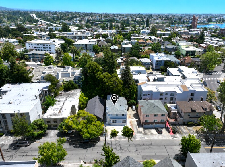 More Photos Of 368 Adams St, Oakland Apartments For Sale