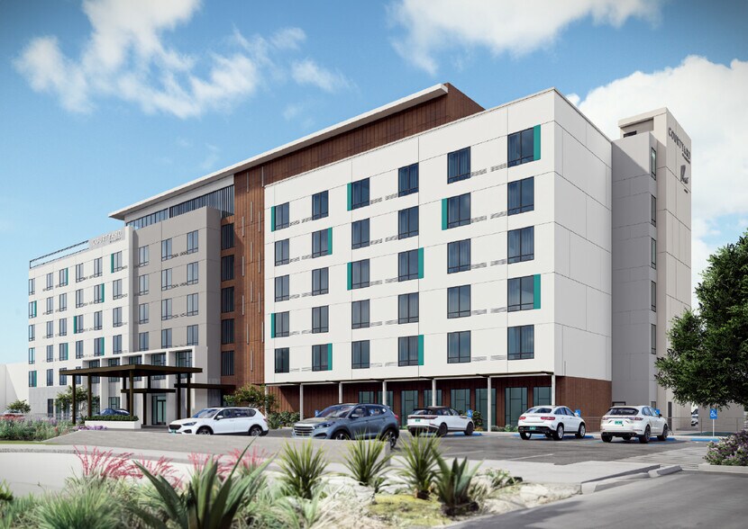 More Photos Of 1300 Lomas Blvd NE, Albuquerque Hotel For Lease