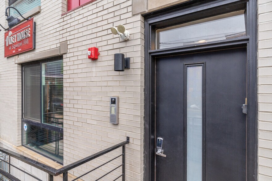 More Photos Of 1309 S 52nd St, Philadelphia Apartments For Sale