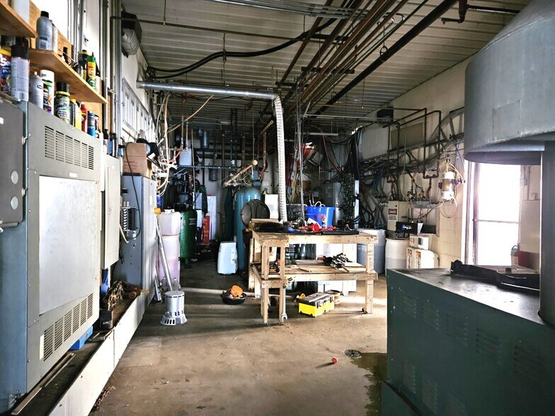 More Photos Of 10253 Pierce Rd, Freeland General Retail For Sale