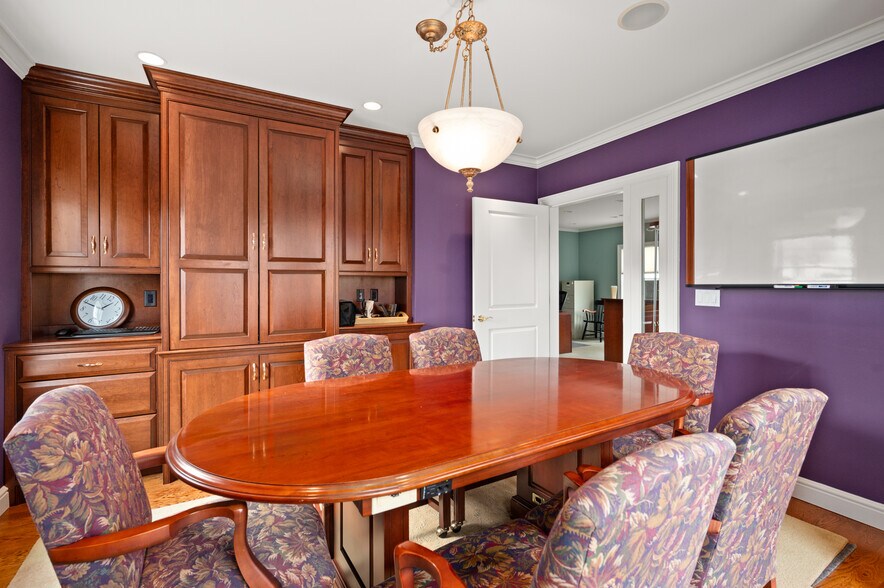 More Photos Of 13 Bartlet St, Andover Office For Lease