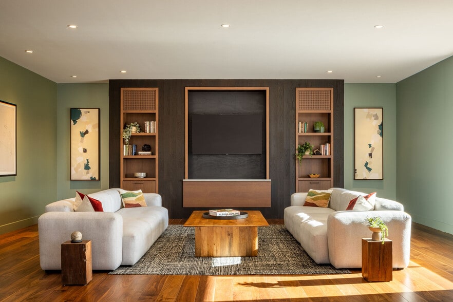 More Photos Of 75 Canal St, Manchester Apartments For Lease