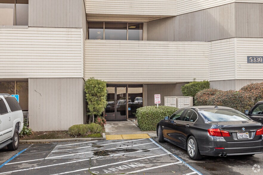 More Photos Of 5330 Primrose Dr, Fair Oaks Medical For Sale