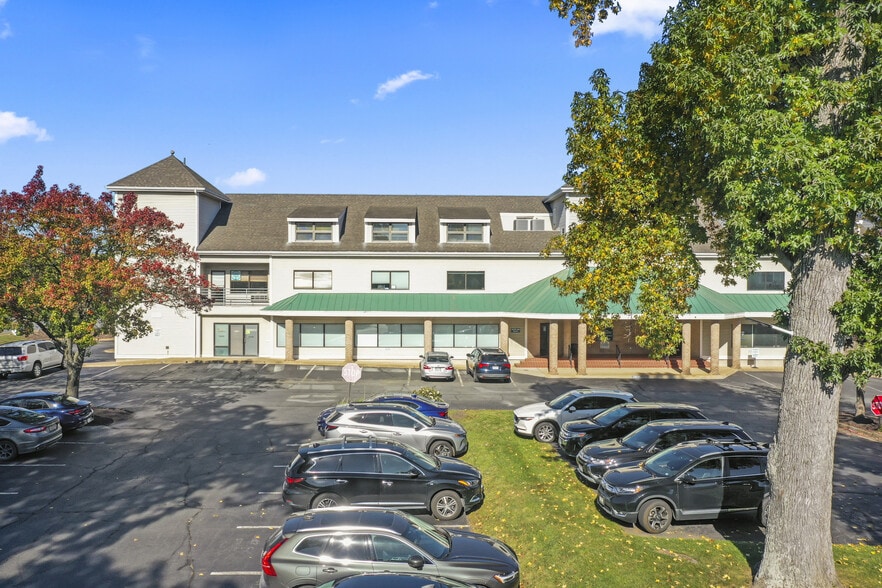 More Photos Of 602 S King St, Leesburg Medical For Lease