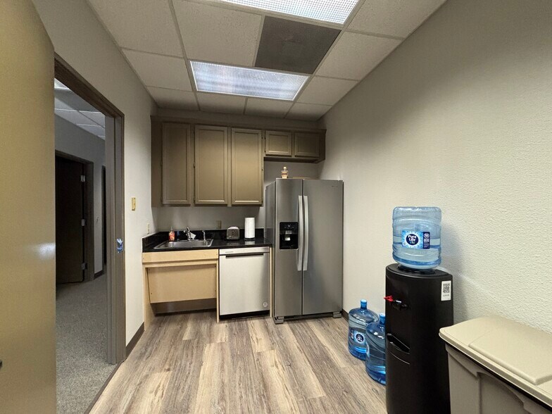 More Photos Of 3200 Long Prairie Rd, Flower Mound Office Residential For Lease