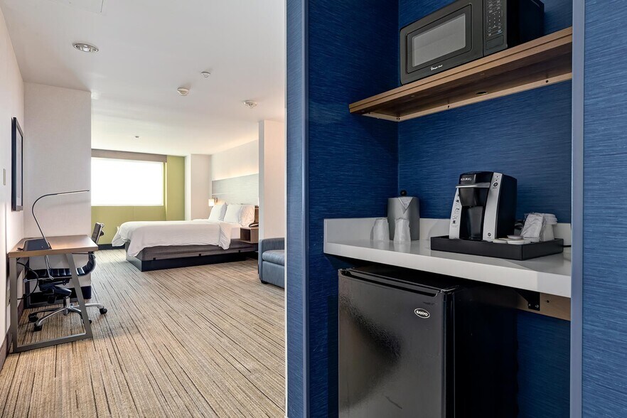 More Photos Of 611 S Westlake Ave, Los Angeles Hotel For Sale