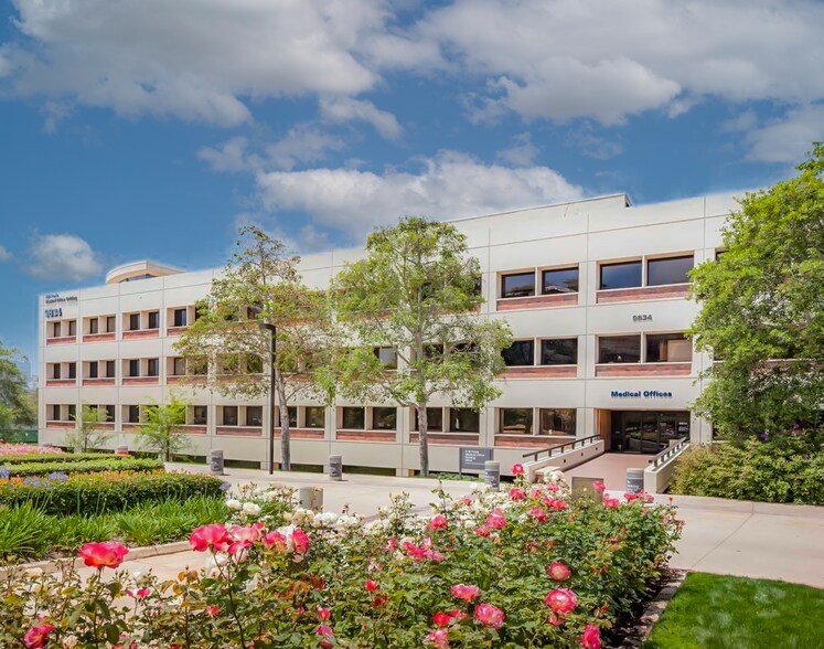 Primary Photo Of 9834 Genesee Ave, La Jolla Medical For Lease