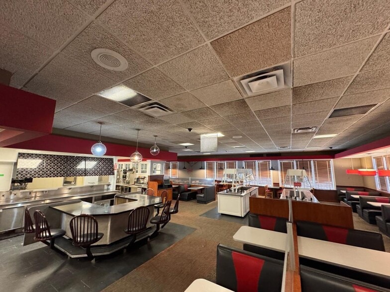 More Photos Of 1830 Columbus Ave, Washington Court House Restaurant For Sale