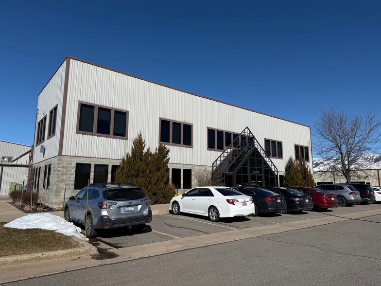 Primary Photo Of 1073 W 1700 N, Logan Light Manufacturing For Sale