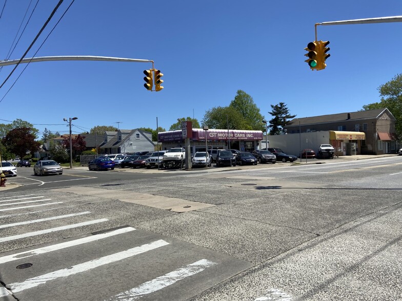 Primary Photo Of 1901 Bellmore Ave, North Bellmore Auto Dealership For Sale