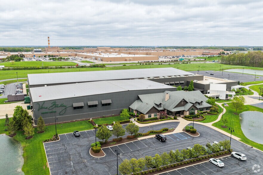 More Photos Of 12420 Stonebridge Rd, Roanoke Light Manufacturing For Sale