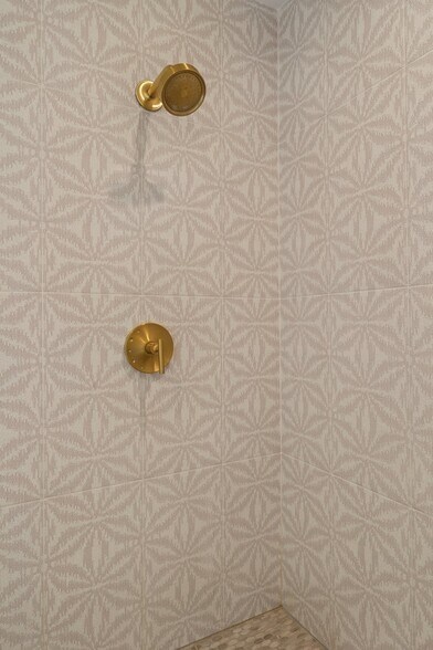 More Photos Of 5801 E Surrey Dr, Cave Creek Apartments For Sale