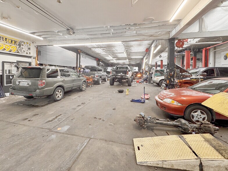 More Photos Of 225 W Main St, Monroe General Retail For Sale