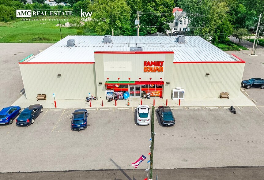More Photos Of 56 N High St, La Rue Convenience Store For Sale