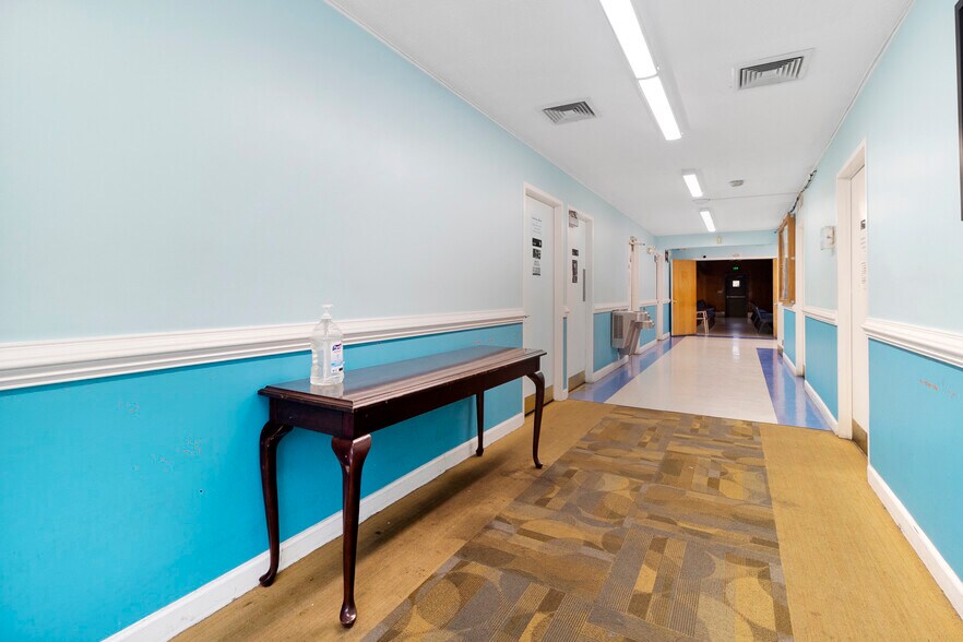 More Photos Of 5001 Backlick Rd, Annandale Religious Facility For Sale