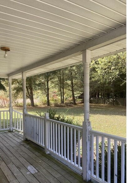 More Photos Of 163 Holly Hock Dr, Liberty Specialty For Sale