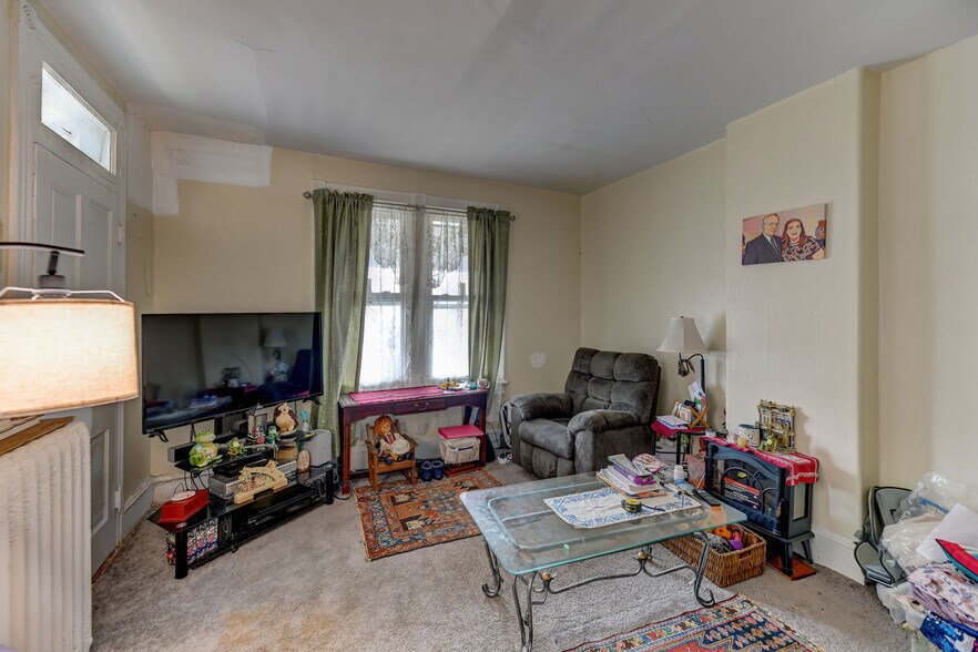 More Photos Of 339 Catherine St, Bloomsburg Multifamily For Sale