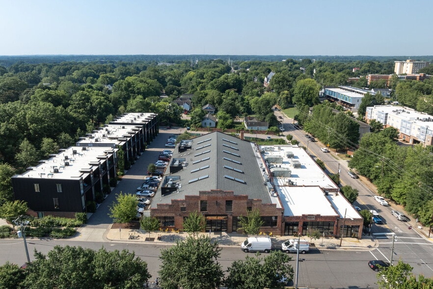 More Photos Of 500 E Davie St, Raleigh Restaurant For Lease
