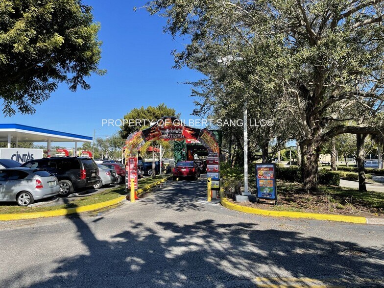 More Photos Of 7450 Boynton Beach Blvd, Boynton Beach Service Station For Sale