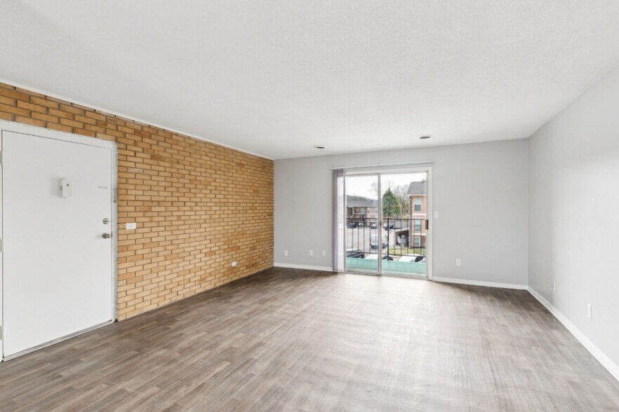 More Photos Of 300 W Midvale Ave, Chattanooga Apartments For Sale