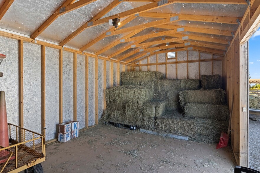 More Photos Of 6050 Stringfellow Rd, Saint James City Land For Sale