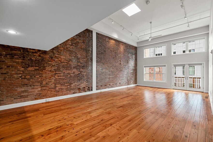 More Photos Of 91 Church St, New Haven Apartments For Sale