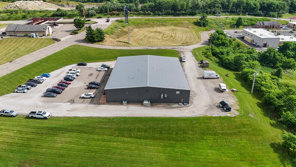 More Photos Of 540 Belden Pky NE, Sugarcreek Storefront For Sale