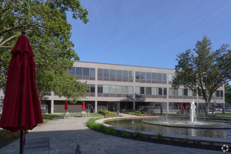 More Photos Of 900 Lanidex Plz, Parsippany Office For Lease