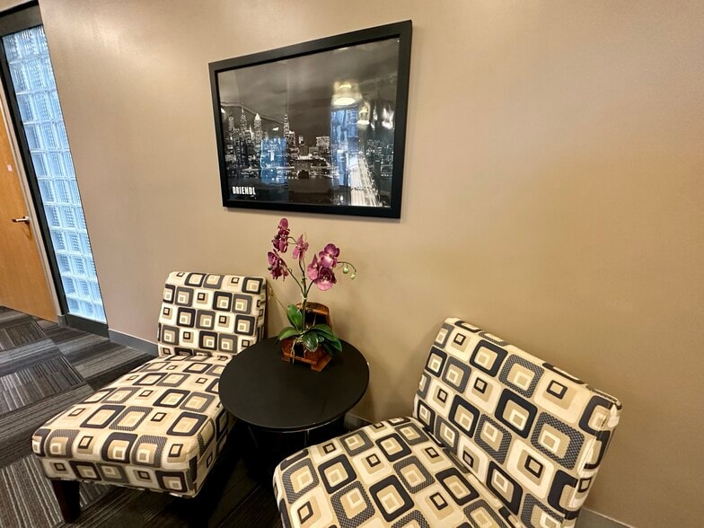 More Photos Of 1350 Columbia St, San Diego Loft Creative Space For Sale